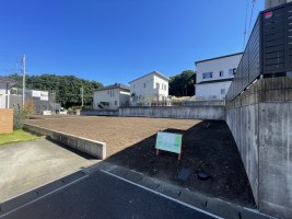 ☆閑静な立地☆マイホームにオススメ☆小中学校近隣☆ひろびろ整形地☆道路幅員６ｍ☆