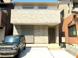 利便性の良い閑静な住宅街！2LDKコンパクトハウス